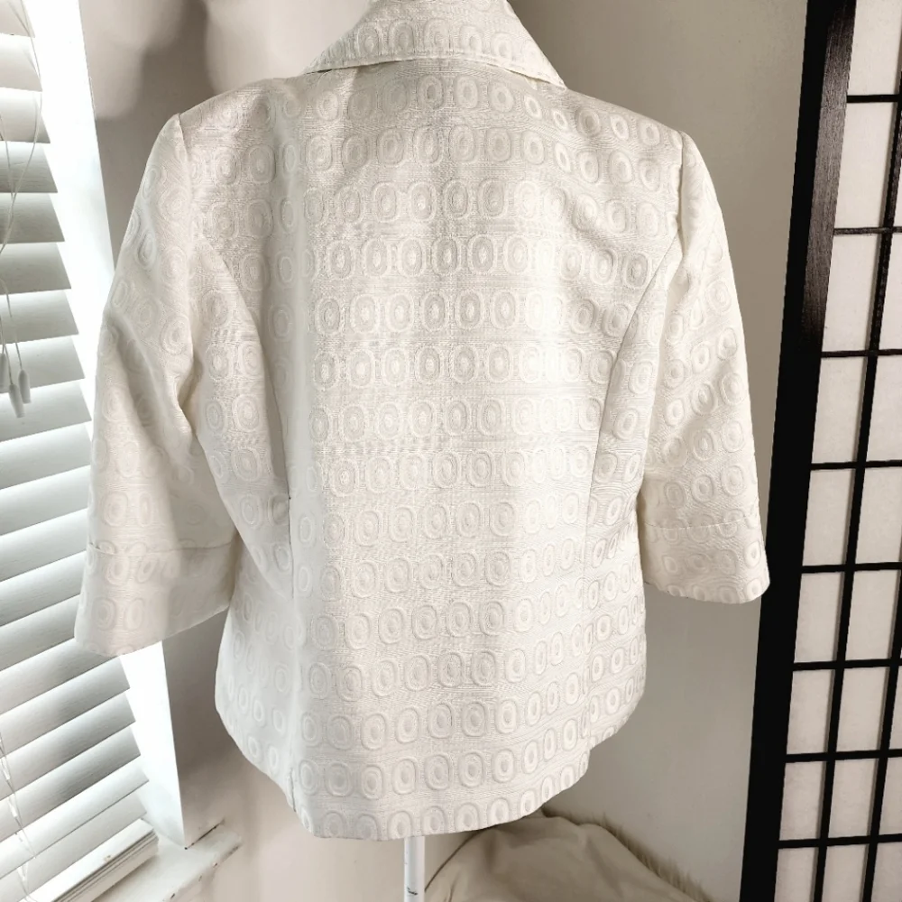 Ashley Stewart 16-White Textured Skirt Suit Church Mother of the Bride Business - Picture 3 of 11